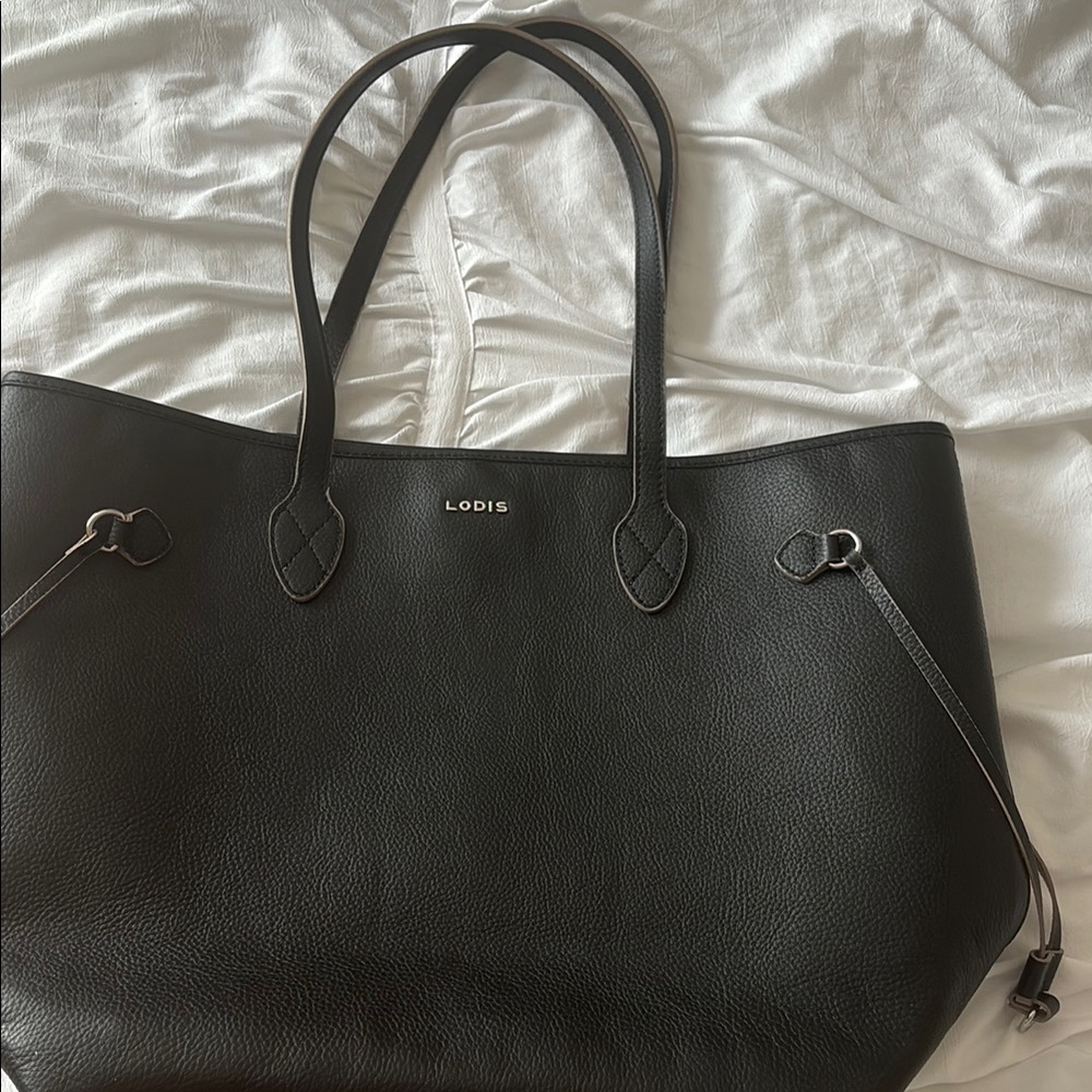 Lodis Black Leather Tote with Matte Finish